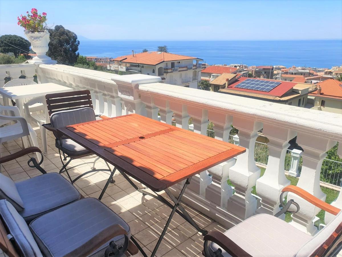 Villa Fontana Тропеа Екстер'єр фото