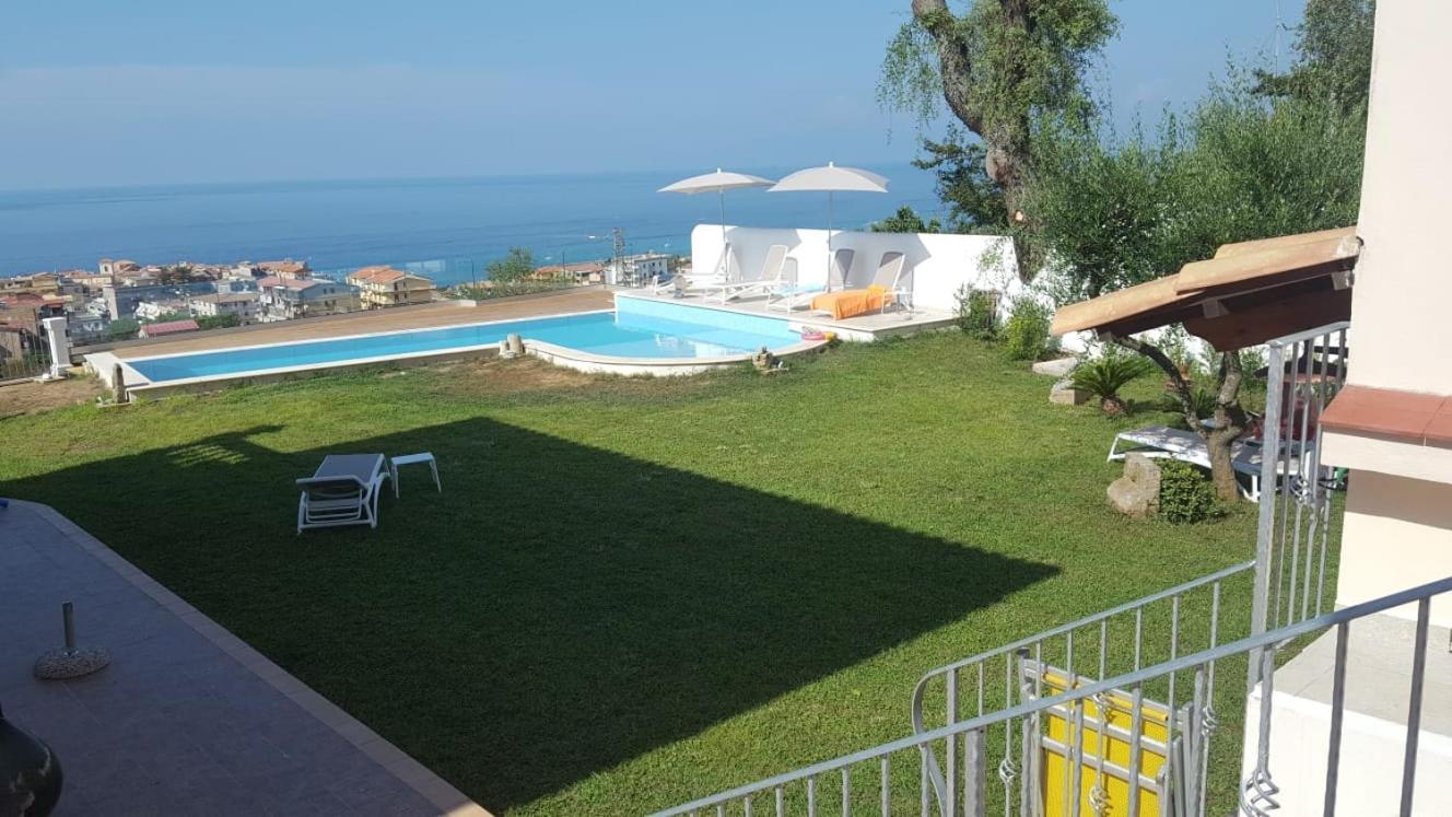 Villa Fontana Тропеа Екстер'єр фото