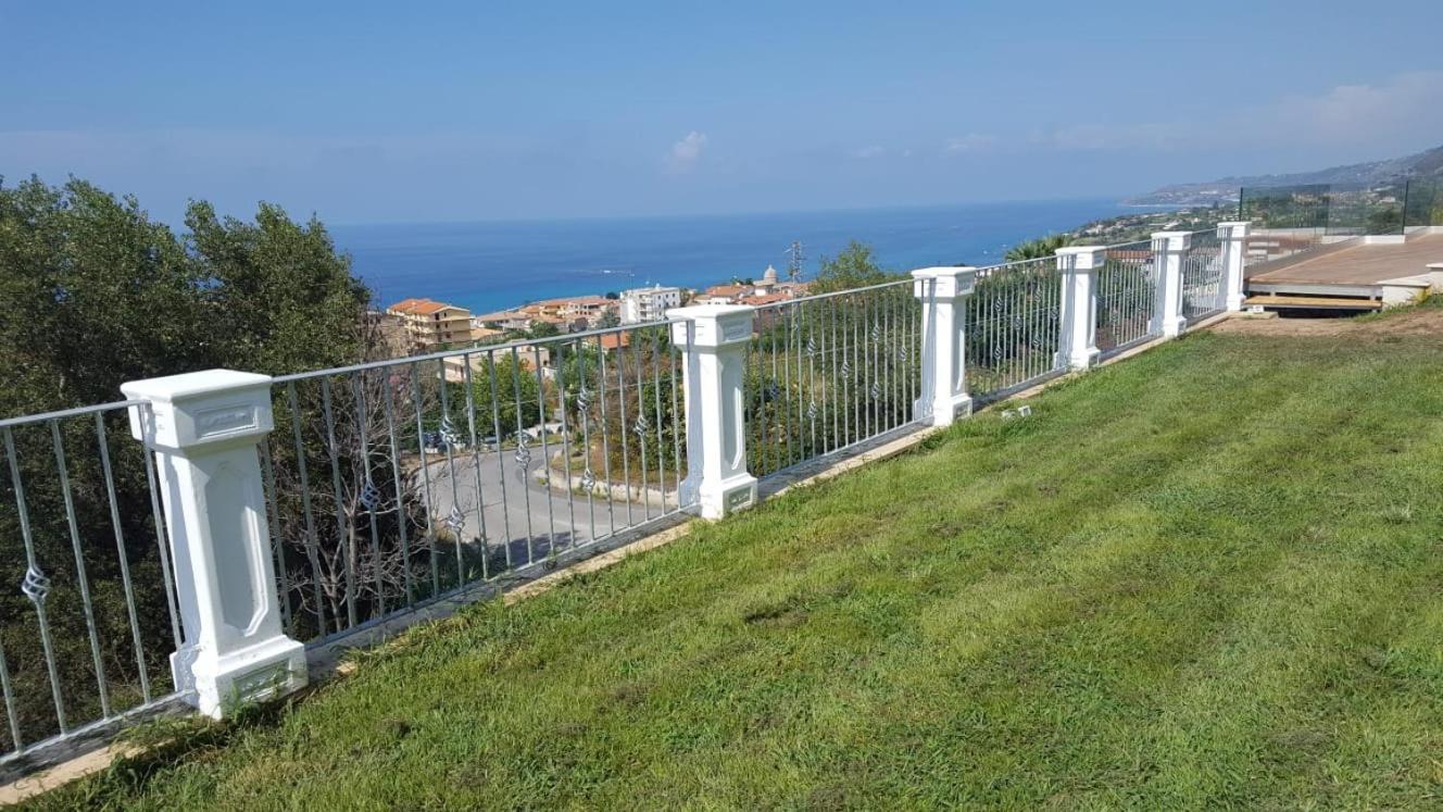 Villa Fontana Тропеа Екстер'єр фото