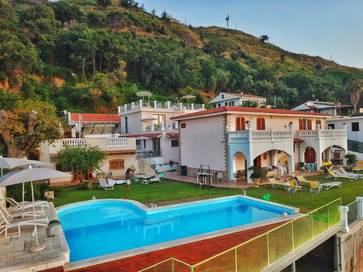 Villa Fontana Тропеа Екстер'єр фото